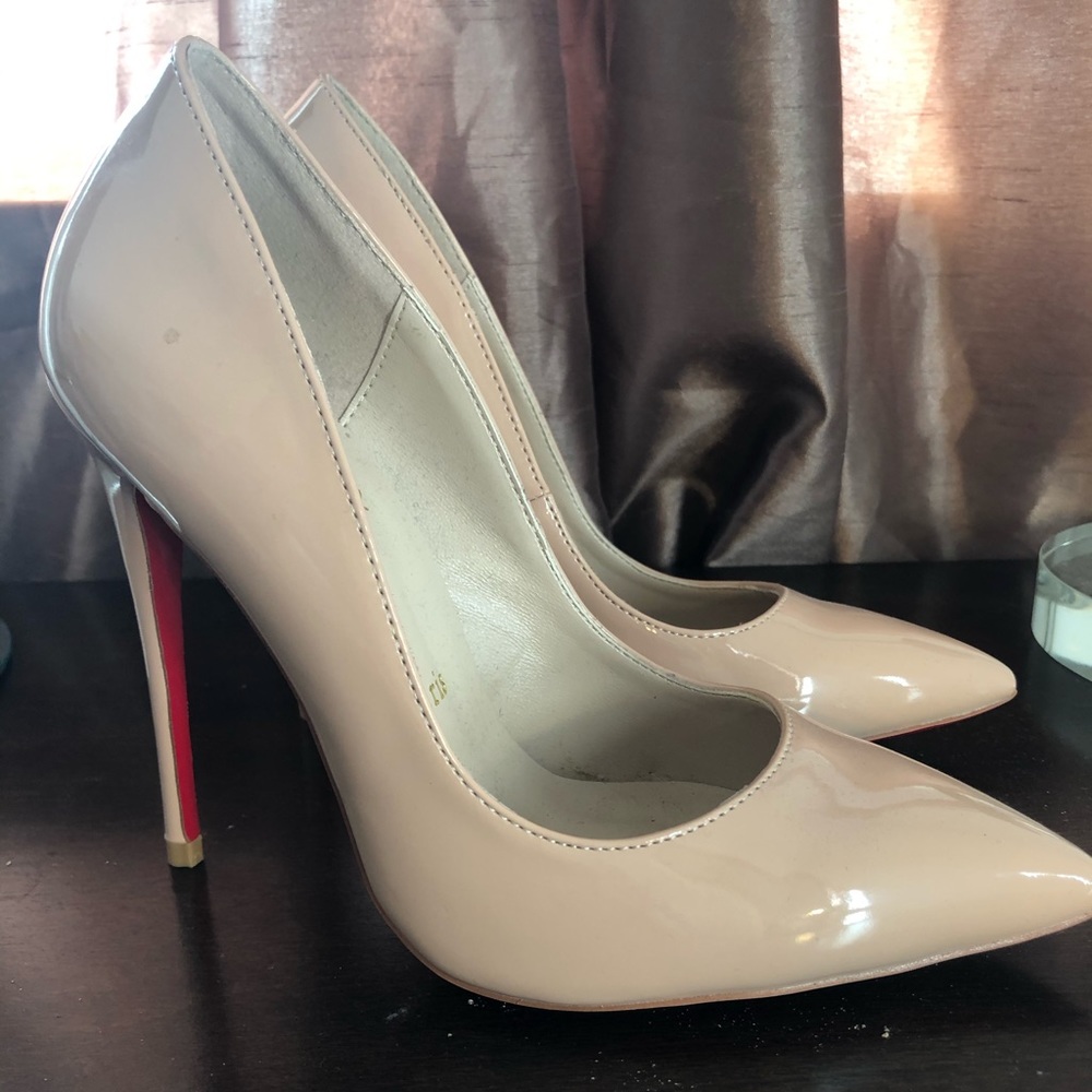 Nude louboutin heels